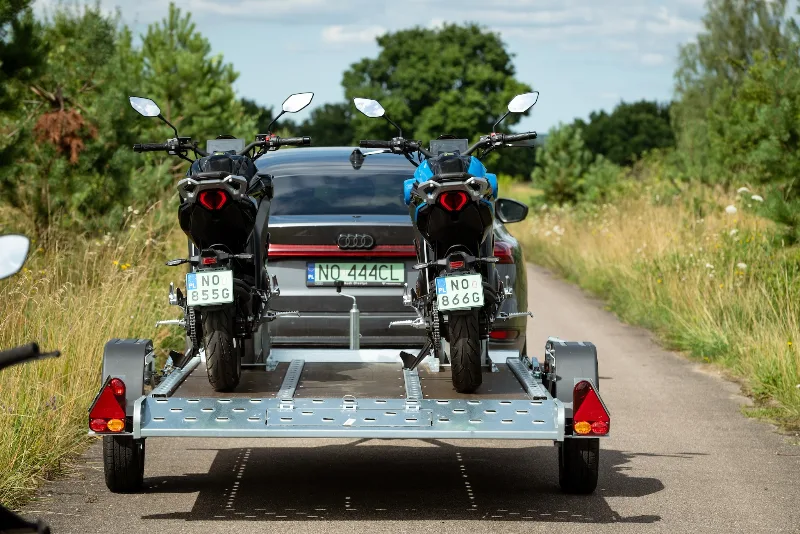 Przyczepa transportowa na 2 motocykle